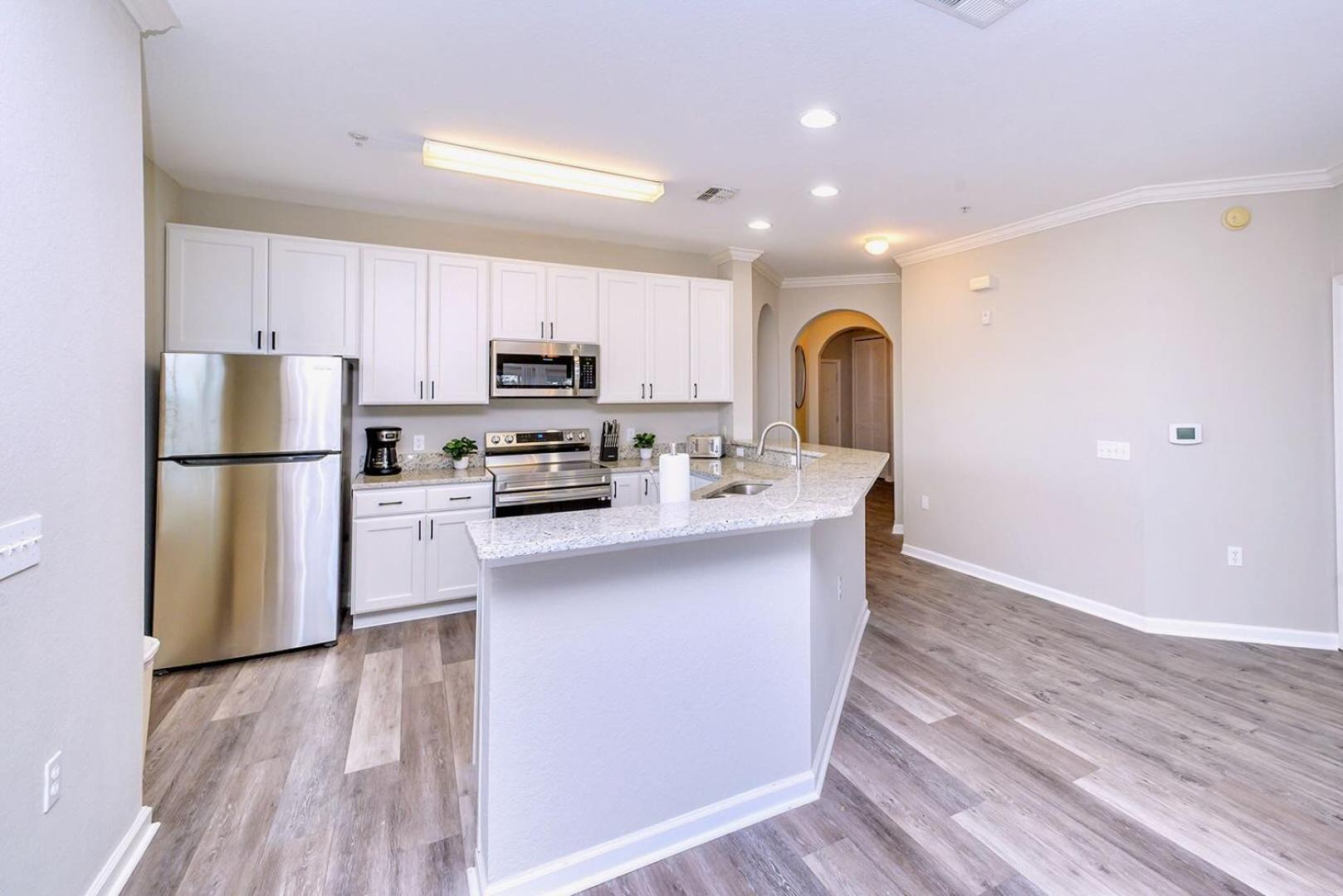 Bright & Modern 2Br Condo With Pool & Hot Tub, Near Disney! Orlando Luaran gambar