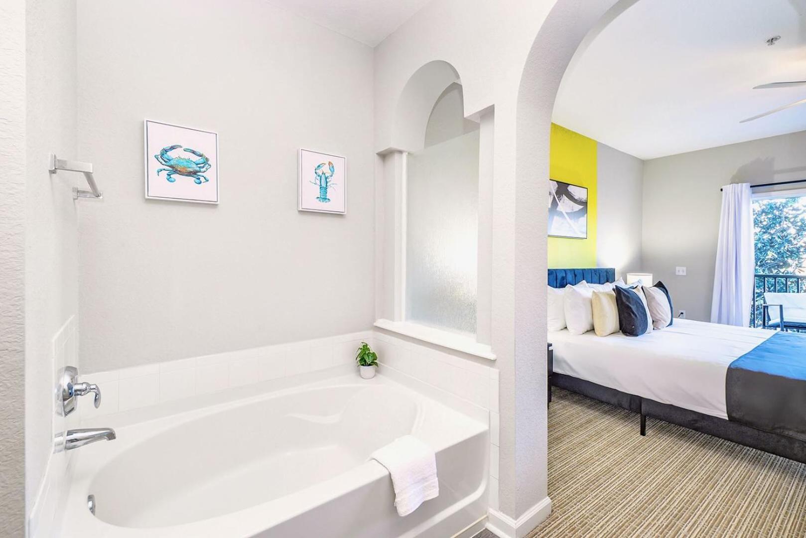Bright & Modern 2Br Condo With Pool & Hot Tub, Near Disney! Orlando Luaran gambar