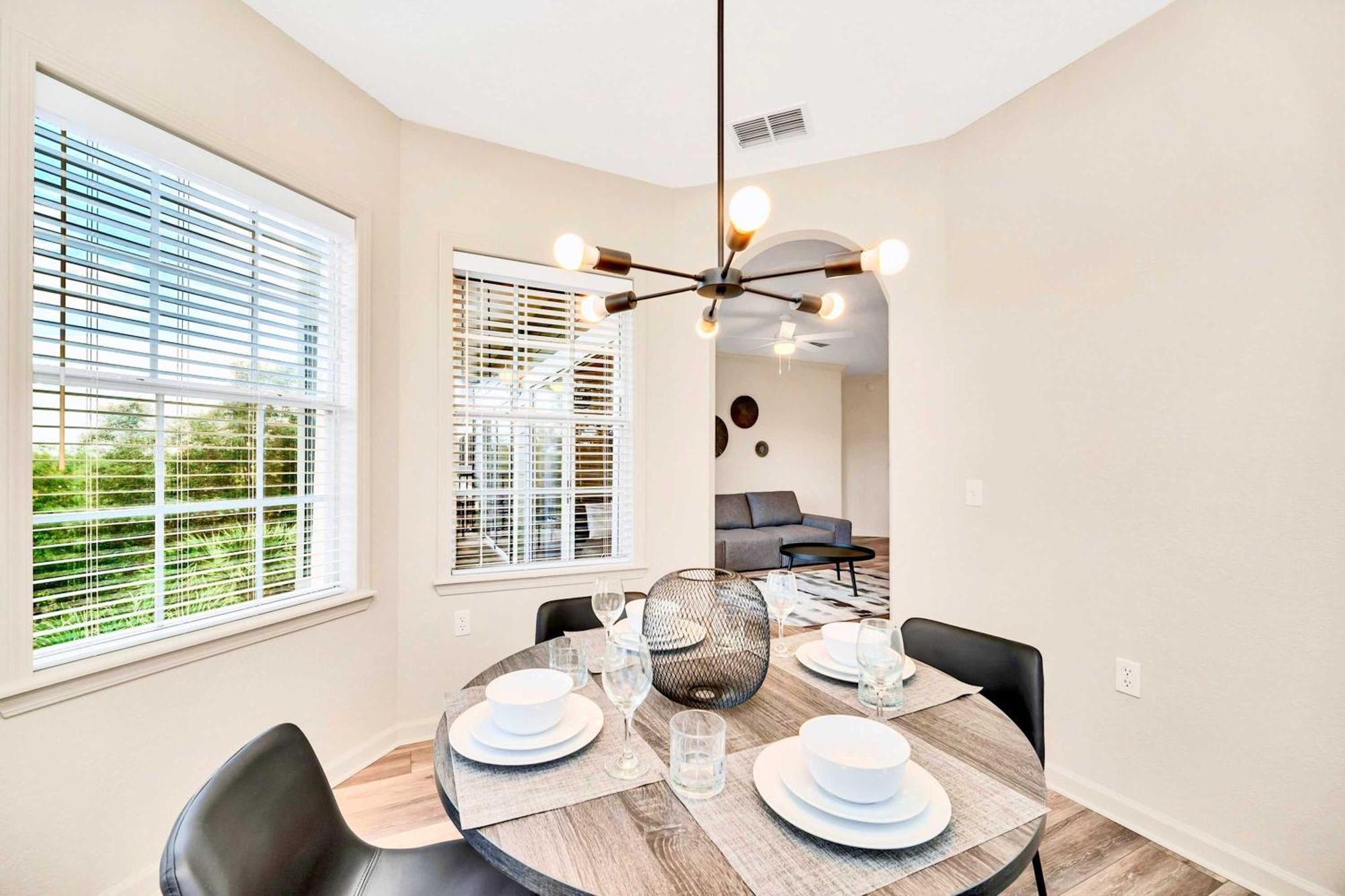 Bright & Modern 2Br Condo With Pool & Hot Tub, Near Disney! Orlando Luaran gambar